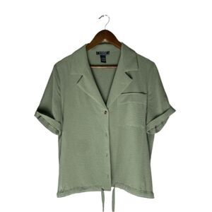 NYCC green shirt // Wms L